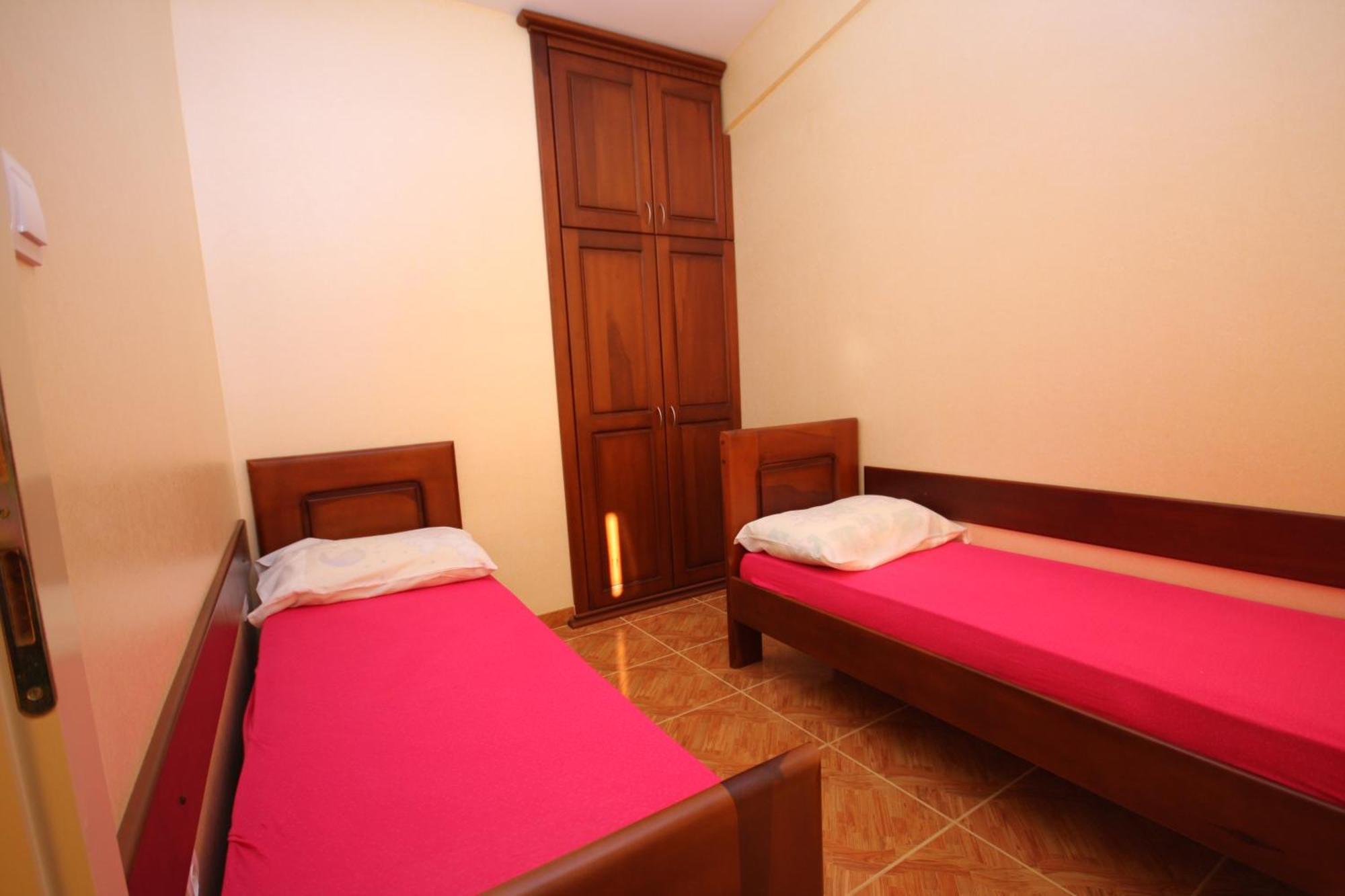 Apartments Nensy Бар Екстер'єр фото