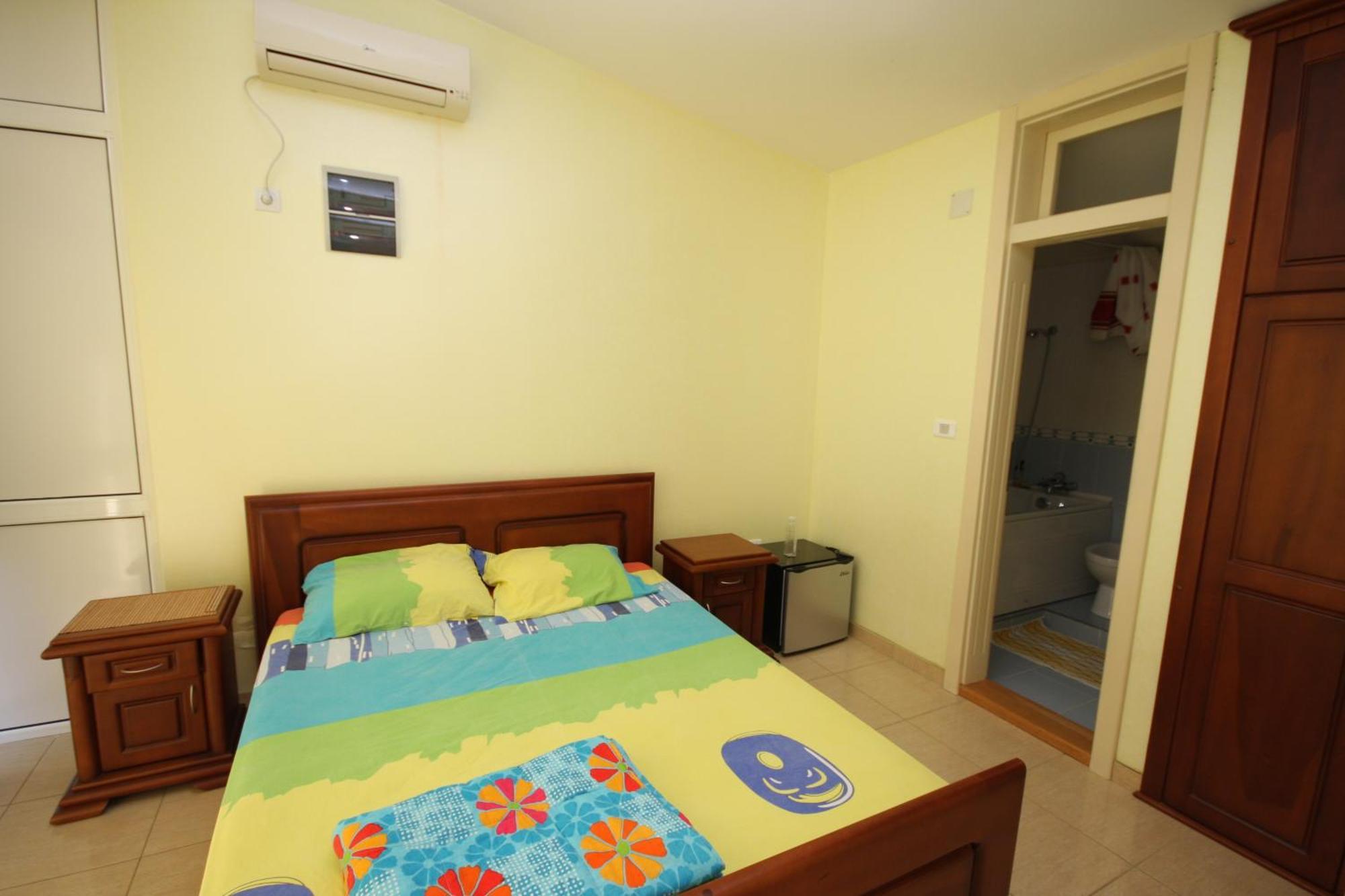 Apartments Nensy Бар Екстер'єр фото